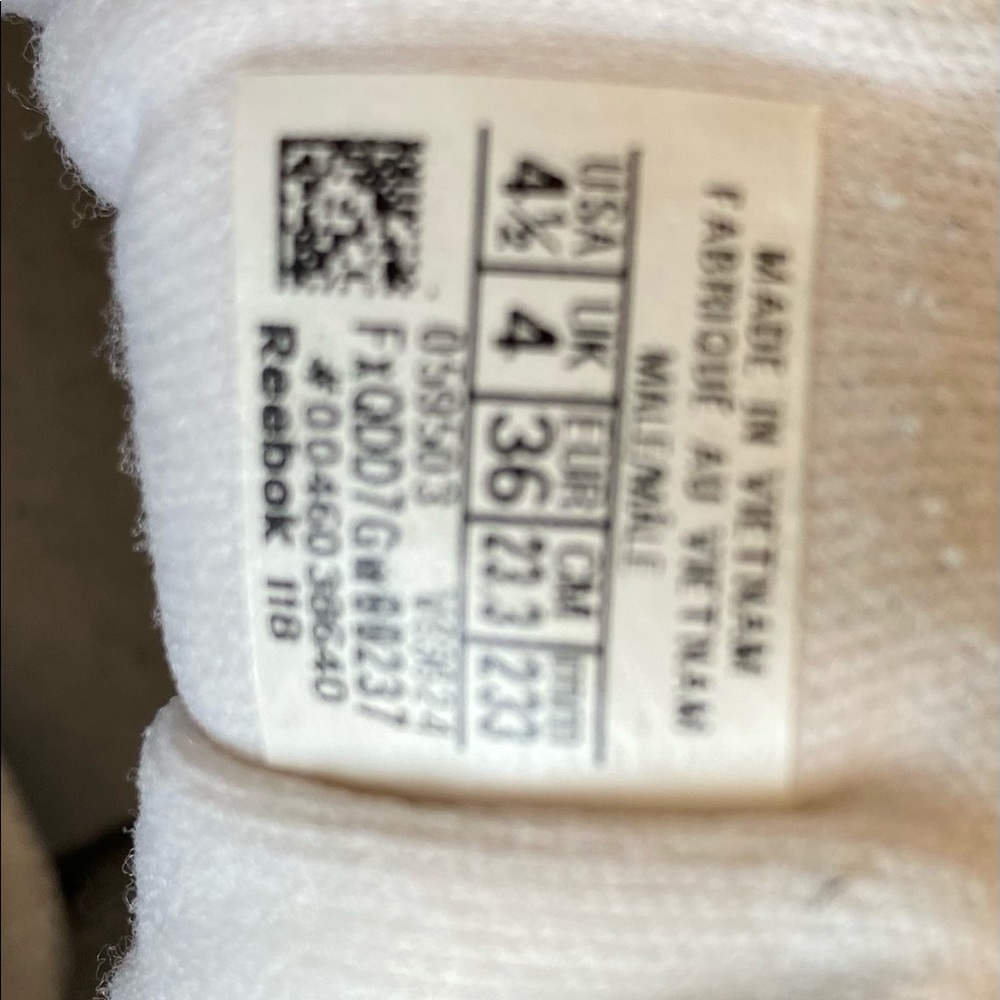 Reeboks-SOLD - Picture 8 of 8